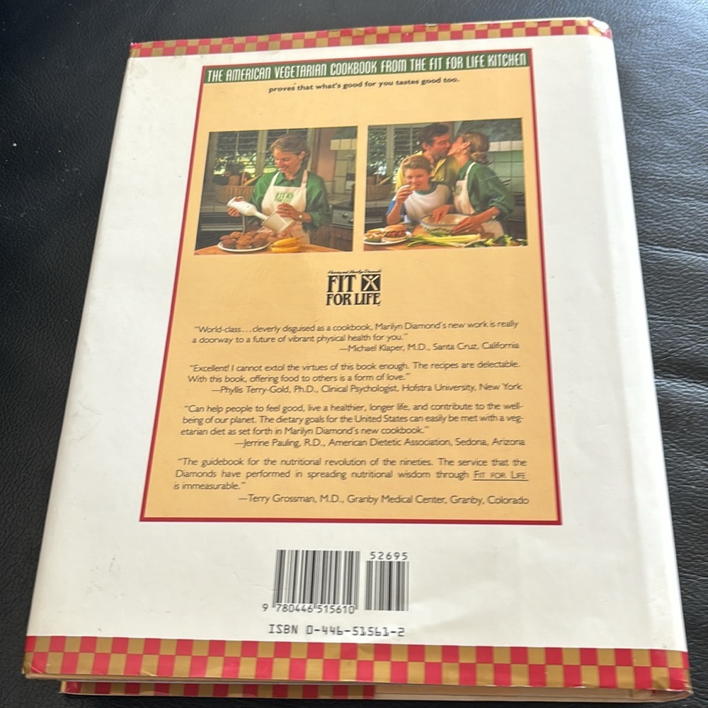 VEG. COOK BOOK - Picture 3 of 11